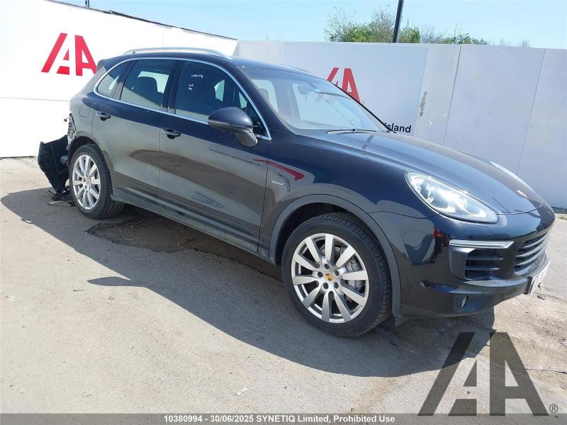 2015 PORSCHE CAYENNE D V6 TIPTRONIC S 2967cc TURBO DIESEL AUTOMATIC 8 Speed 5 DOOR ESTATE