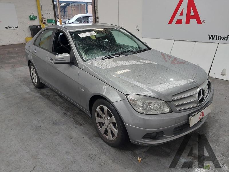 2009 MERCEDES C-CLASS C180 KOMPRESSOR BLUEEFFICIENCY 1597cc SUPER PETROL AUTOMATIC 4 DOOR SALOON