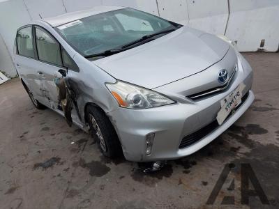 Image of 2014 TOYOTA PRIUS V 1800cc HATCHBACK