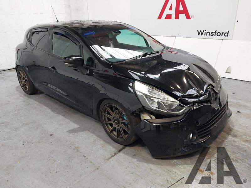 2015 RENAULT CLIO DYNAMIQUE MEDIANAV ENERGY DCI 1461cc TURBO DIESEL MANUAL 5 Speed 5 DOOR HATCHBACK