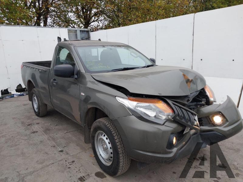 2019 MITSUBISHI L200 DI-D 4WD 4LIFE S/C 2442cc TURBO DIESEL MANUAL 2 DOOR PICK UP