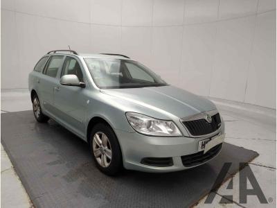 Image of 2013 SKODA OCTAVIA GREENLINE TDI CR 1598cc TURBO DIESEL MANUAL 5 Speed 5 DOOR ESTATE