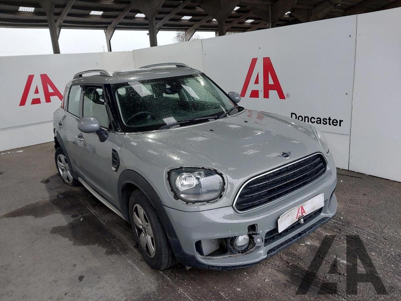 2017 MINI COUNTRYMAN COOPER D 1995cc TURBO DIESEL MANUAL 6 Speed 5 DOOR HATCHBACK