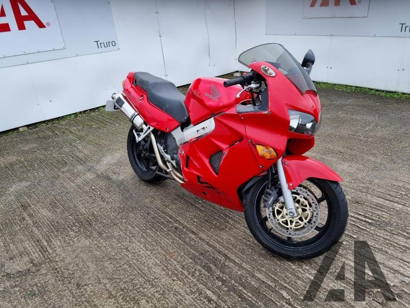 1998 HONDA VFR 800 F 781cc PETROL MOTORCYCLE