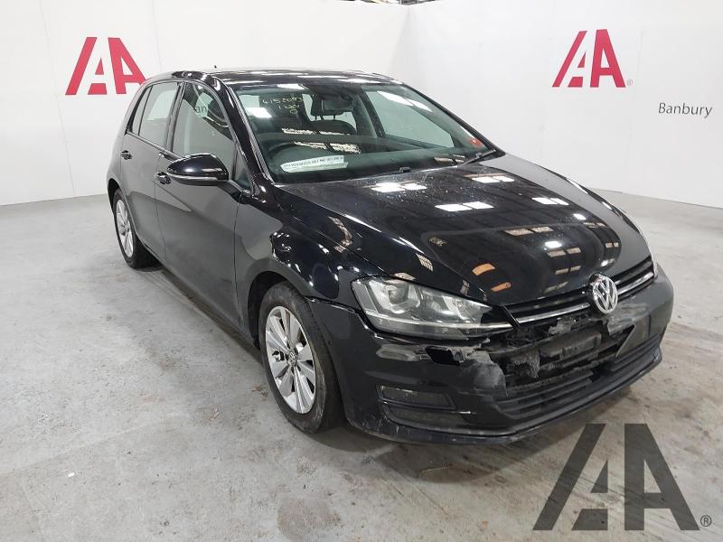 2014 VOLKSWAGEN GOLF SE TDI BLUEMOTION TECHNOLOGY 1598cc TURBO DIESEL MANUAL 5 Speed 5 DOOR HATCHBACK