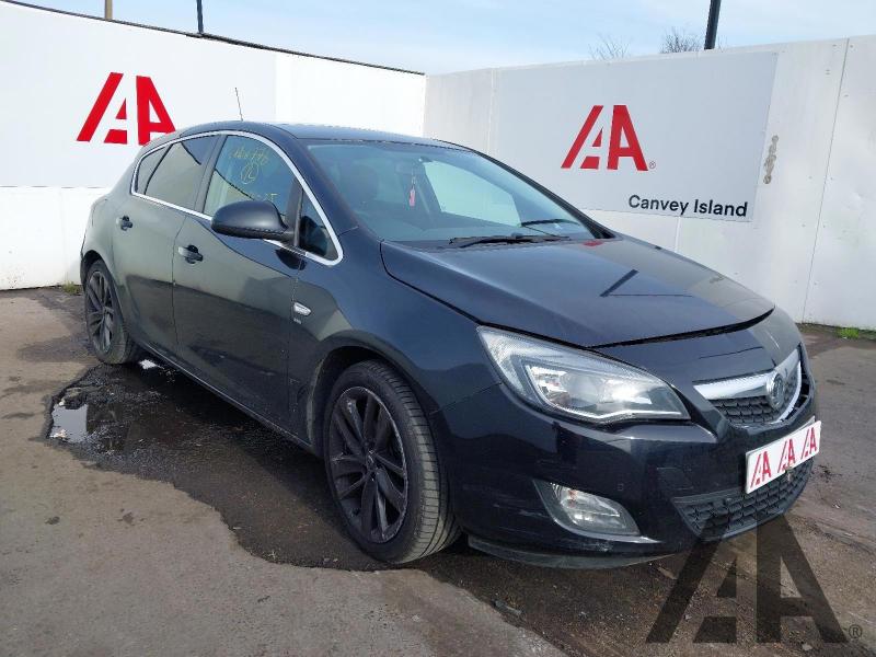 2013 VAUXHALL ASTRA SRI 1598cc PETROL MANUAL 5 Speed 5 DOOR HATCHBACK