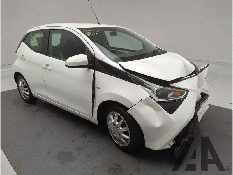 2020 TOYOTA AYGO VVT-I X-PLAY X-SHIFT 998cc PETROL MANUAL 5 DOOR HATCHBACK