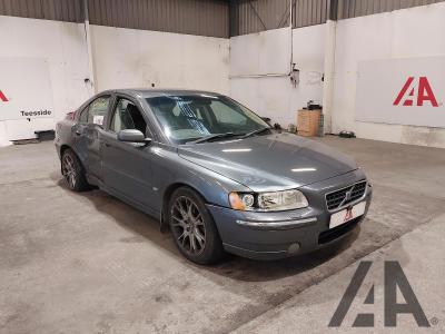 Image of 2005 VOLVO S60 SE D5 2400cc TURBO DIESEL MANUAL 6 Speed 4 DOOR SALOON