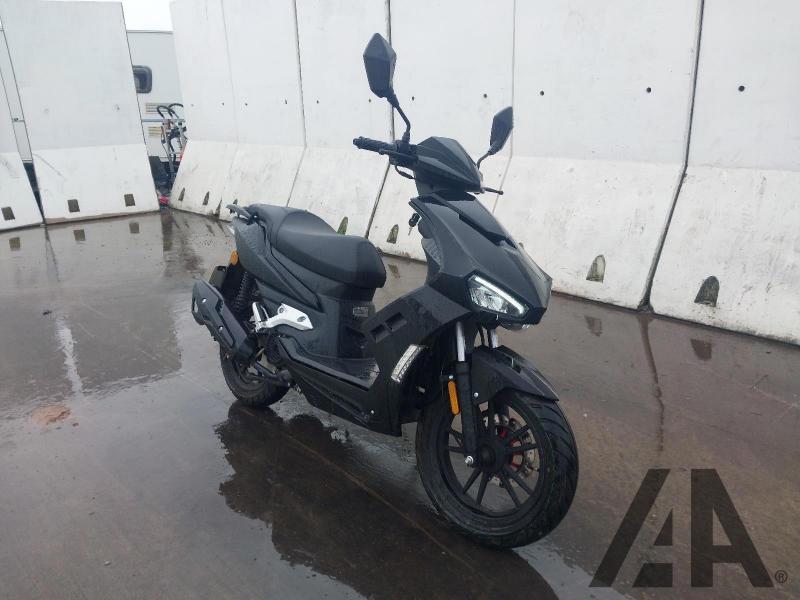 2025 Ified 125cc PETOL SCOOTER