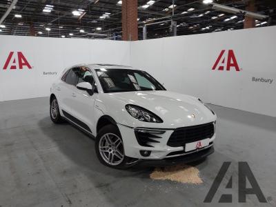 Image of 2017 PORSCHE MACAN D S PDK 2967cc TURBO DIESEL SEMI AUTO 7 Speed 5 DOOR ESTATE