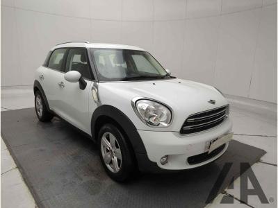 Image of 2015 MINI COUNTRYMAN ONE 1598cc PETROL MANUAL 6 Speed 5 DOOR HATCHBACK