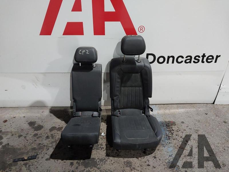 2020 MERCEDES C-CLASS C 300 AMG LINE PREMIUM PLUS 1991cc TURBO PETROL AUTOMATIC 5 DOOR ESTATE