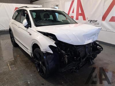 Image of 2018 VOLKSWAGEN TIGUAN R-LINE TDI 4MOTION DSG 1968cc TURBO DIESEL SEMI AUTO 7 Speed 5 DOOR ESTATE