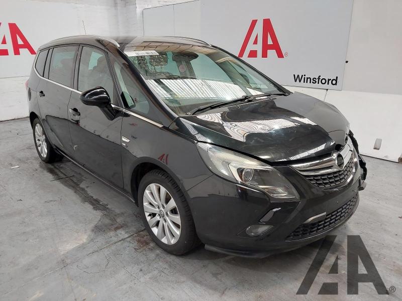 2014 VAUXHALL ZAFIRA TOURER SE CDTI 1956cc TURBO DIESEL AUTOMATIC 6 Speed 5 DOOR MPV