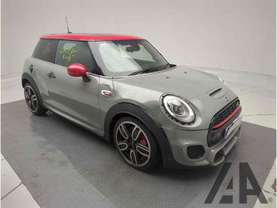 Image of 2017 MINI HATCH JOHN COOPER WORKS 1998cc TURBO PETROL MANUAL 6 Speed 3 DOOR HATCHBACK