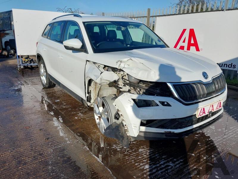 2017 SKODA KODIAQ EDITION TSI DSG 1984cc TURBO PETROL SEMI AUTO 7 Speed 5 DOOR ESTATE