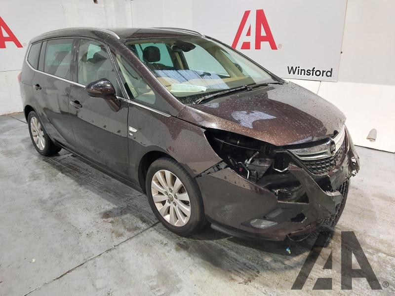 2015 VAUXHALL ZAFIRA TOURER SE 1364cc TURBO PETROL MANUAL 6 Speed 5 DOOR MPV
