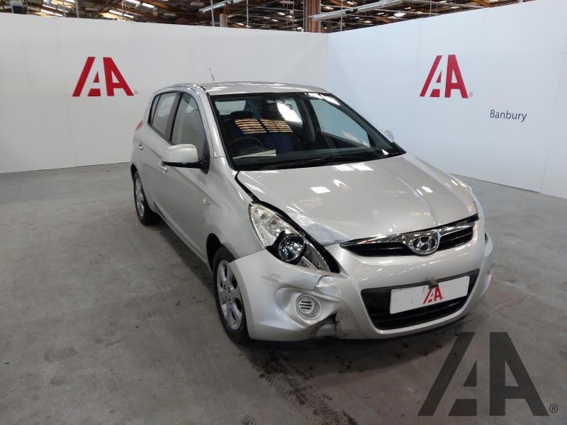 2010 HYUNDAI I20 COMFORT 1396cc PETROL MANUAL 5 Speed 5 DOOR HATCHBACK