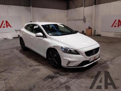 Image of 2015 VOLVO V40 D4 R-DESIGN LUX NAV 1969cc TURBO DIESEL MANUAL 6 Speed 5 DOOR HATCHBACK