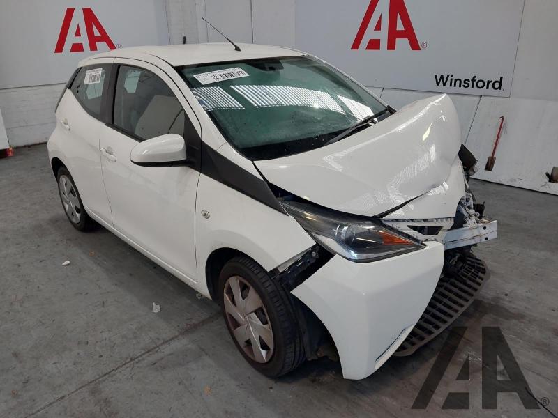 2016 TOYOTA AYGO VVT-I X-PLAY 998cc PETROL MANUAL 5 DOOR HATCHBACK