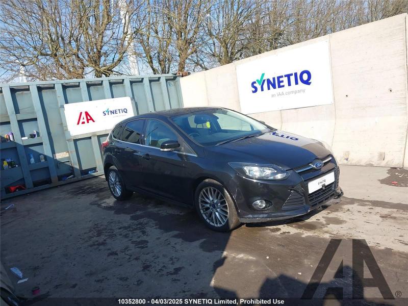 2014 FORD FOCUS ZETEC NAVIGATOR 999cc TURBO PETROL MANUAL 6 Speed 5 DOOR HATCHBACK