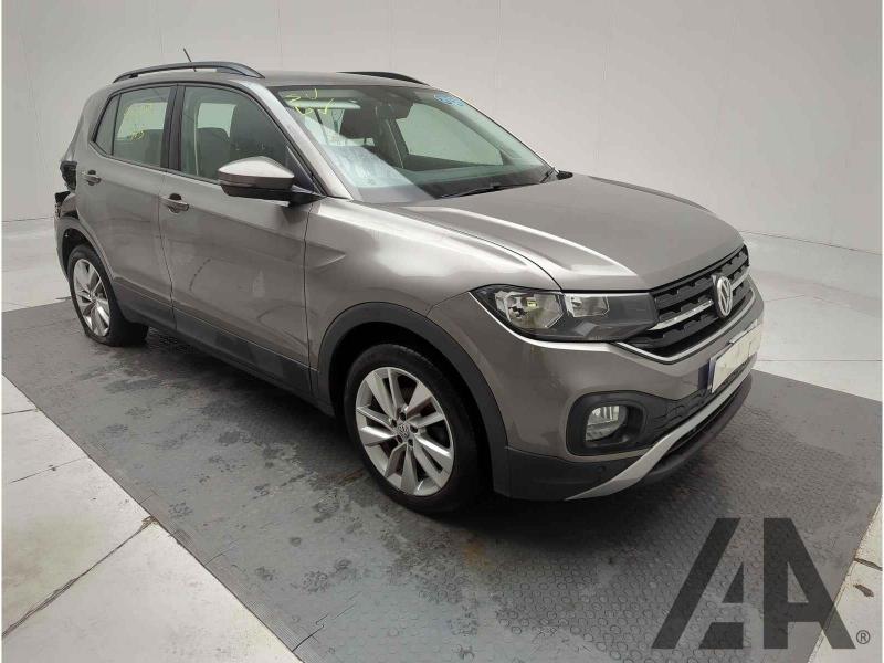 2019 VOLKSWAGEN T-CROSS SE TSI DSG 999cc TURBO PETROL SEMI AUTO 7 Speed 5 DOOR HATCHBACK