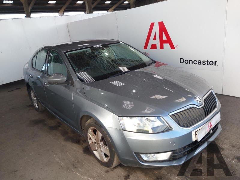 2013 SKODA OCTAVIA SE TDI CR 1598cc TURBO DIESEL MANUAL 5 Speed 5 DOOR HATCHBACK