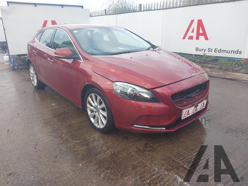 2016 VOLVO V40 T3 SE LUX NAV 1969cc TURBO PETROL MANUAL 6 Speed 5 DOOR HATCHBACK