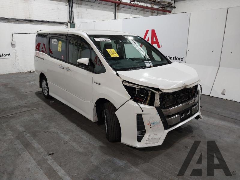 2017 TOYOTA NOAH/VOXY 1797cc PETROL/ELECTRIC CVT MPV