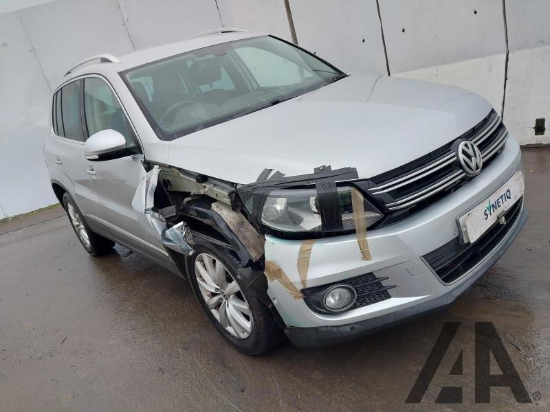 2012 VOLKSWAGEN TIGUAN SE TDI BLUEMOTION TECHNOLOGY 4 1968cc TURBO DIESEL SEMI AUTO 7 Speed 5 DOOR ESTATE