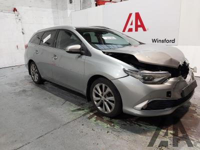 Image of 2015 TOYOTA AURIS D-4D EXCEL TOURING SPORTS TSS 1598cc TURBO DIESEL MANUAL 5 DOOR ESTATE