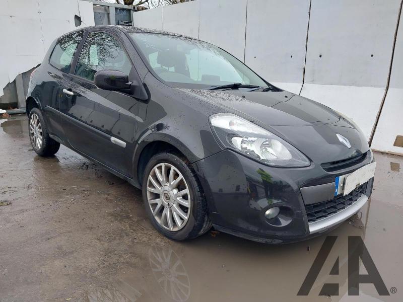 2011 RENAULT CLIO DYNAMIQUE TOMTOM DCI 1461cc TURBO DIESEL MANUAL 5 Speed 3 DOOR HATCHBACK