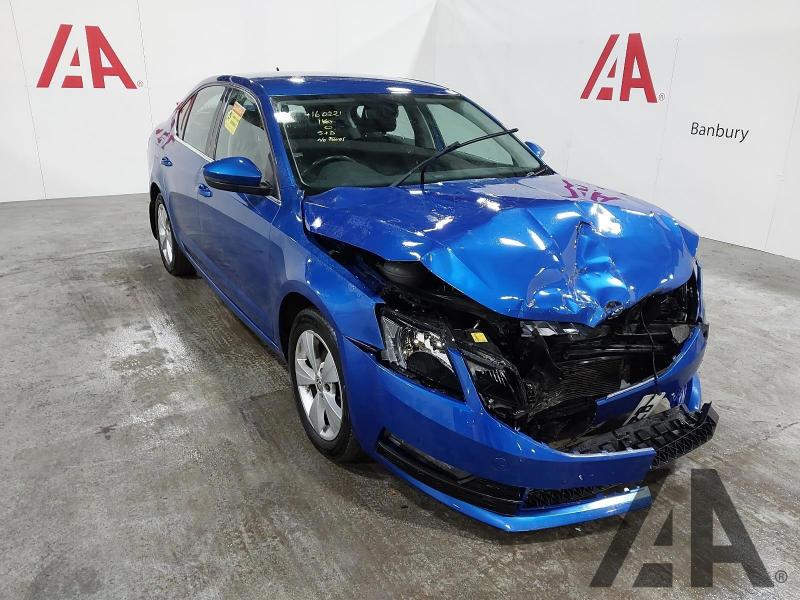 2018 SKODA OCTAVIA SE TECHNOLOGY TDI 1598cc TURBO DIESEL MANUAL 5 Speed 5 DOOR HATCHBACK