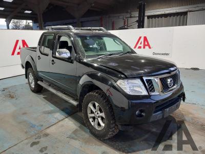 Image of 2015 NISSAN NAVARA DCI TEKNA 4X4 SHR DCB 2488cc TURBO DIESEL AUTOMATIC 5 Speed PICK UP