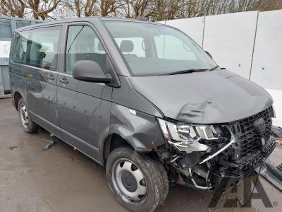Image of 2020 VOLKSWAGEN TRANSPORTER SHUTTLE S TDI 1968cc TURBO DIESEL MANUAL 5 DOOR MPV