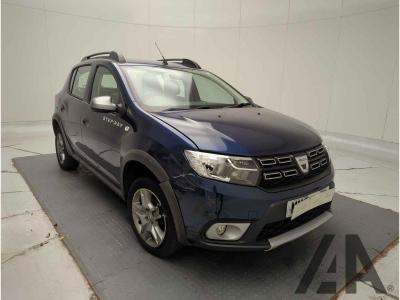 Image of 2017 DACIA SANDERO STEPWAY LAUREATE TCE 898cc TURBO PETROL MANUAL 5 Speed 5 DOOR HATCHBACK