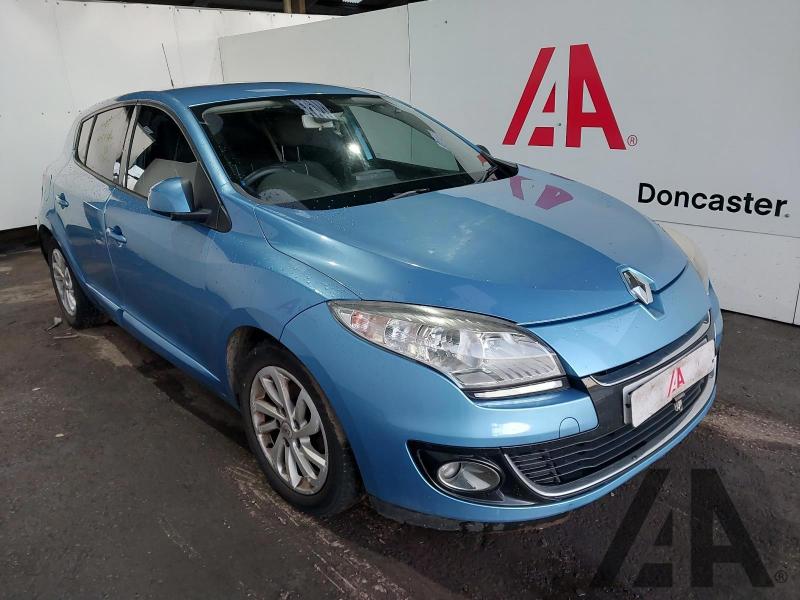 2012 RENAULT MEGANE DYNAMIQUE TOMTOM VVT 1598cc PETROL MANUAL 6 Speed 5 DOOR HATCHBACK