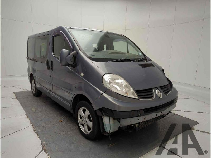 2013 RENAULT TRAFIC SL27 SPORT DCI S/R 1996cc TURBO DIESEL MANUAL 6 Speed WINDOW VAN