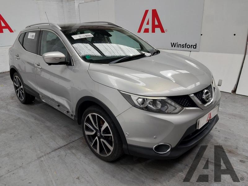 2014 NISSAN QASHQAI DCI TEKNA 1461cc TURBO DIESEL MANUAL 6 Speed 5 DOOR HATCHBACK