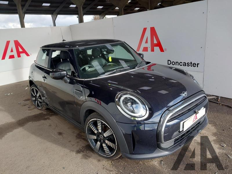 2022 MINI HATCH COOPER EXCLUSIVE 1499cc TURBO PETROL SEMI AUTO 3 DOOR HATCHBACK