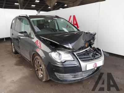 Image of 2010 VOLKSWAGEN TOURAN MATCH TDI DSG 1968cc TURBO DIESEL SEMI AUTO 5 DOOR MPV
