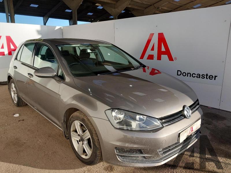 2014 VOLKSWAGEN GOLF MATCH TDI BLUEMOTION TECHNOLOG 1598cc TURBO DIESEL SEMI AUTO 7 Speed 5 DOOR HATCHBACK