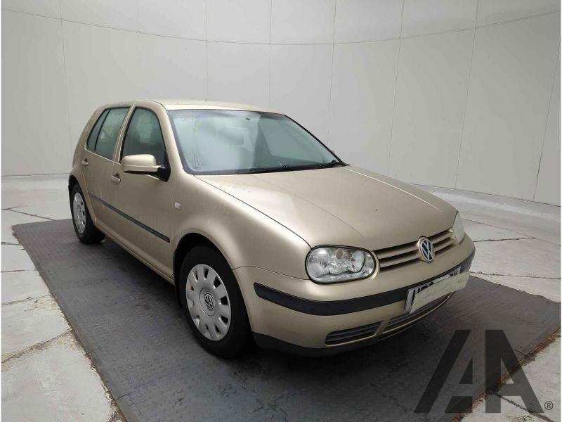 2002 VOLKSWAGEN GOLF S TDI 1896cc TURBO DIESEL MANUAL 5 Speed 5 DOOR HATCHBACK
