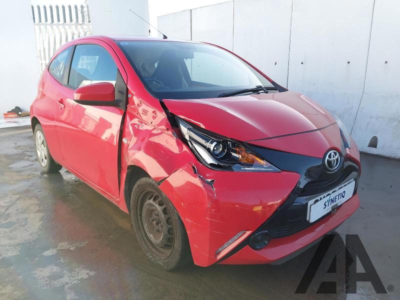 2015 TOYOTA AYGO VVT-I X-PLAY 998cc PETROL MANUAL 3 DOOR HATCHBACK