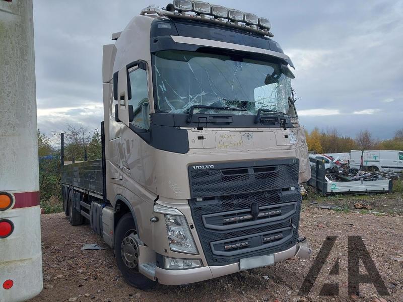 2017 VOLVO FH FH500 6X2R XHSL 12777cc TURBO DIESEL MANUAL