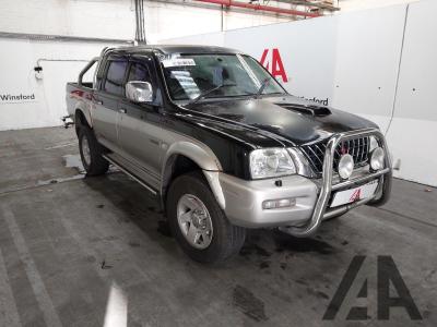 Image of 2003 MITSUBISHI L200 4LIFE LWB DCB 4WD 2477cc TURBO DIESEL MANUAL 4 DOOR PICK UP