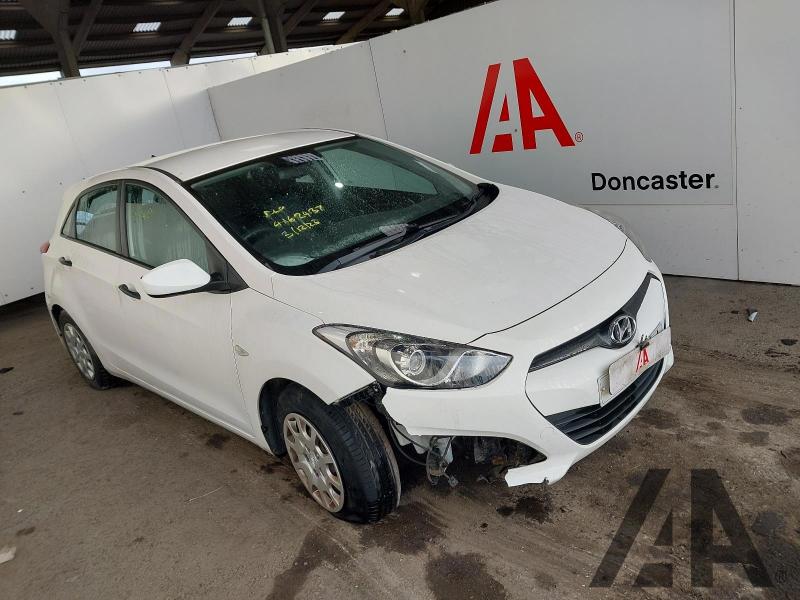 2012 HYUNDAI I30 CLASSIC 1396cc PETROL MANUAL 6 Speed 5 DOOR HATCHBACK
