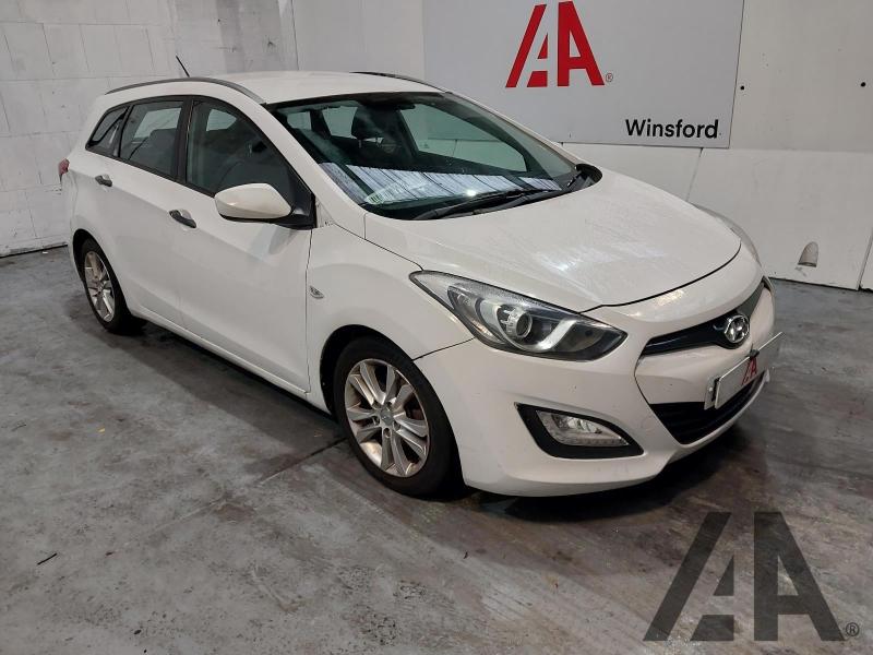 2013 HYUNDAI I30 CRDI CLASSIC 1582cc TURBO DIESEL MANUAL 6 Speed 5 DOOR ESTATE