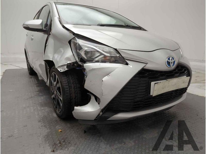 2018 TOYOTA YARIS VVT-I DESIGN 1497cc PETROL/ELECTRIC CVT 5 DOOR HATCHBACK