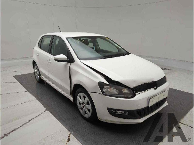 2013 VOLKSWAGEN POLO BLUEMOTION TDI 1199cc TURBO DIESEL MANUAL 5 Speed 5 DOOR HATCHBACK